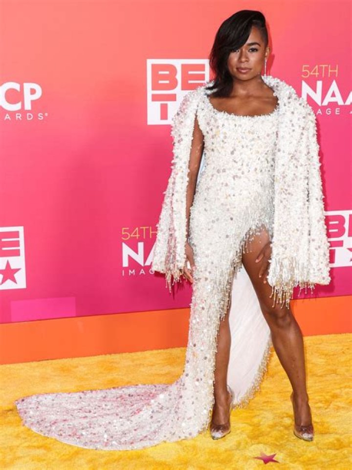 Unveiling Alexis Floyd Height: Everything You Need to Know