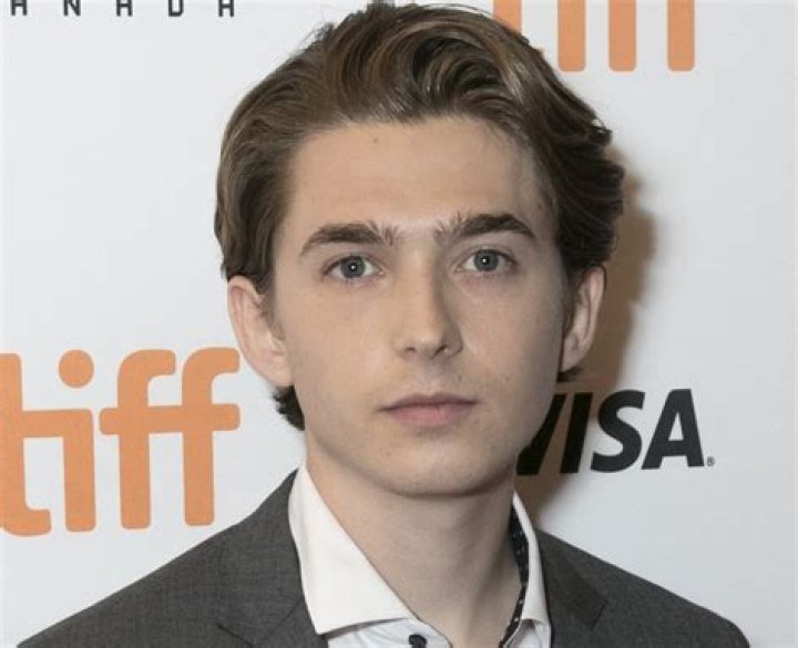 Austin Abrams Net Worth: Exploring the Rising Star&rsquo;s Journey to Success