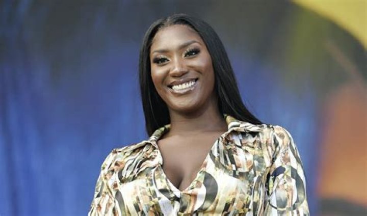 Aya Nakamura Wiki: The Rising Star of French Music