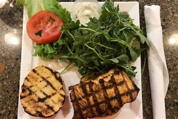 Discovering the Culinary Gems: The Best Restaurants in Leesburg