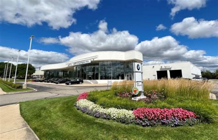 Discovering BMW Farmington Hills: A Luxury Experience Awaits