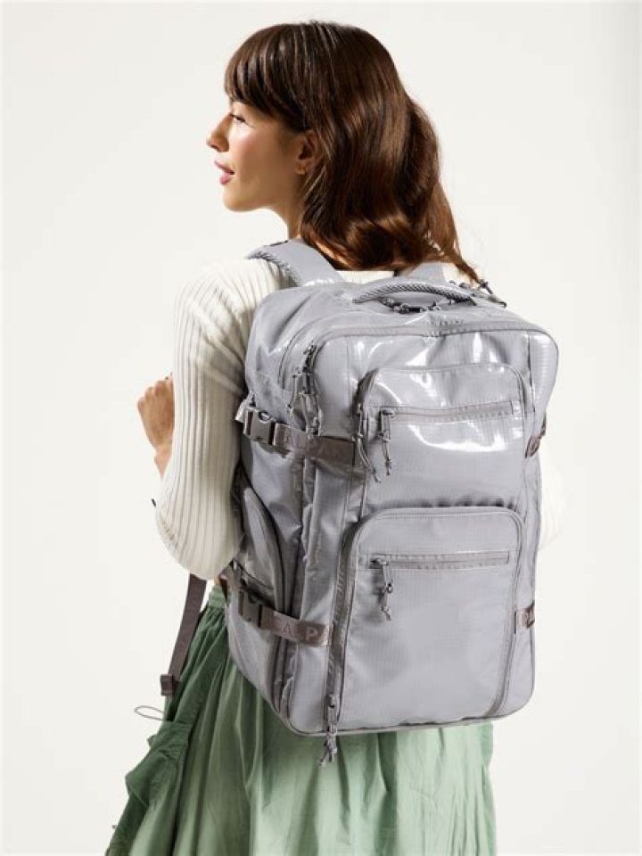 Discover the Versatility and Style of the Calpak Backpack