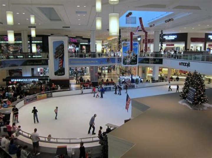 Exploring the Countryside Mall: A Comprehensive Guide to Shopping and Leisure