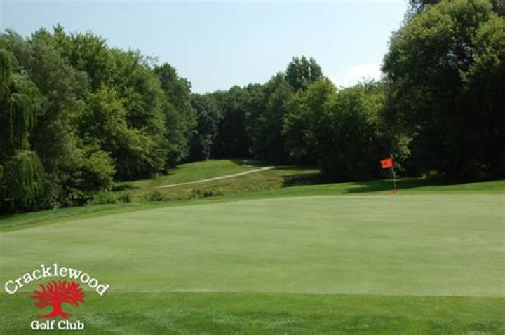 Discovering the Charm of Cracklewood Golf Club