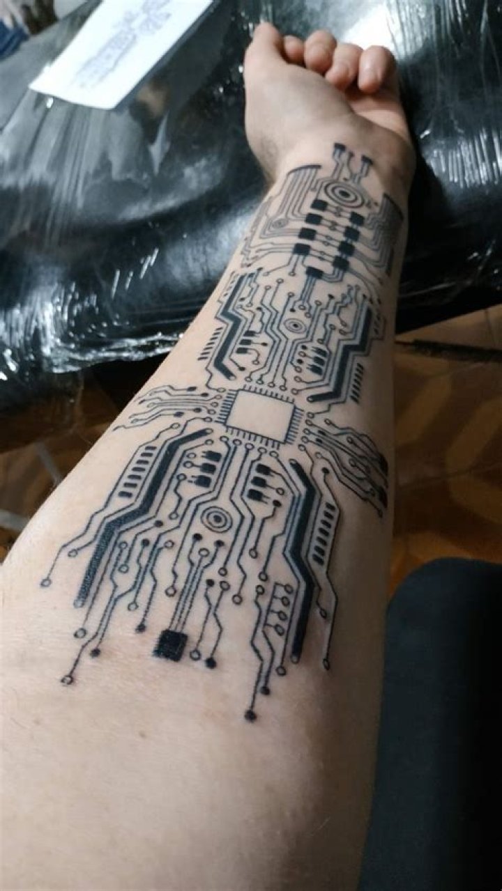 Unraveling the World of Cyber Tattoo: An Exploration of Digital Skin Art