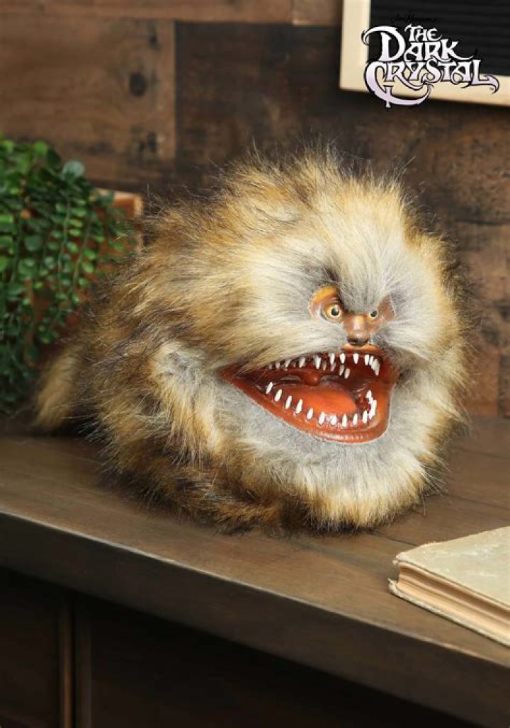 Exploring the Enigmatic Dark Crystal Fizzgig: A Fascinating Character in the World of Fantasy