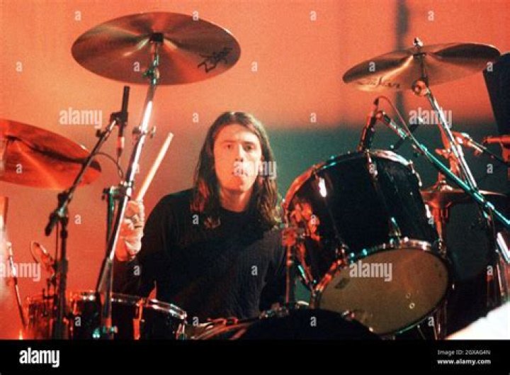 Dave Grohl: The Legendary Nirvana Drummer and Beyond