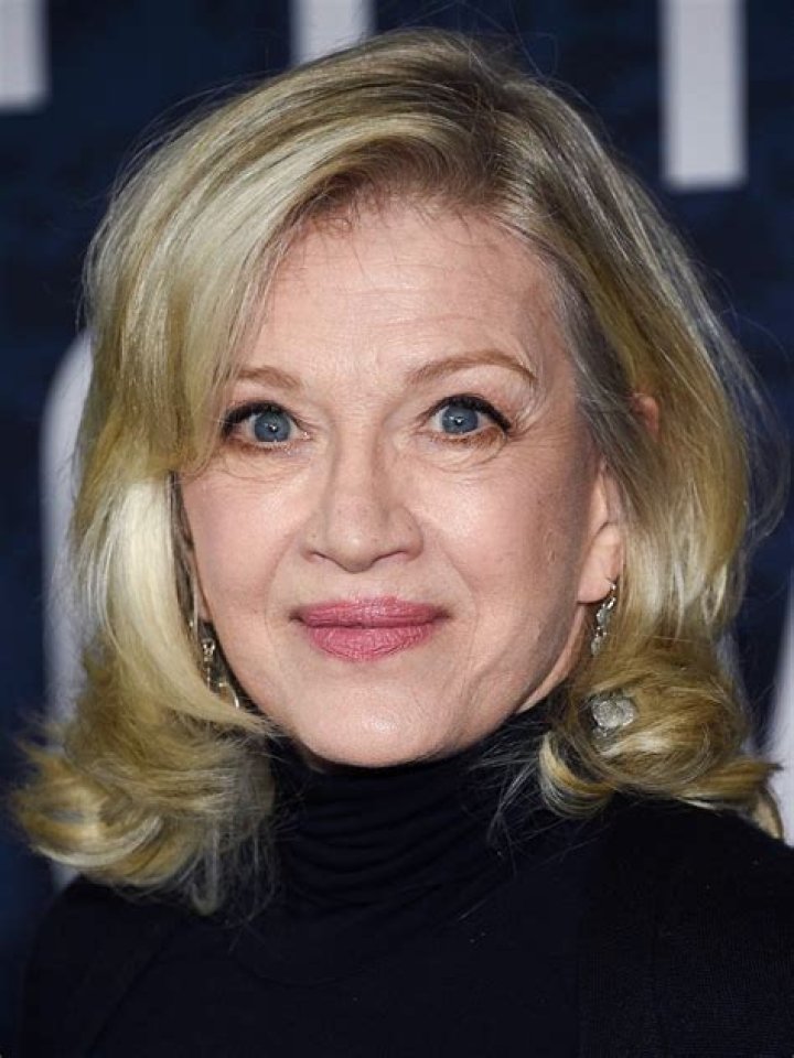Intriguing Moments: Diane Sawyer Photos Throughout Her Career