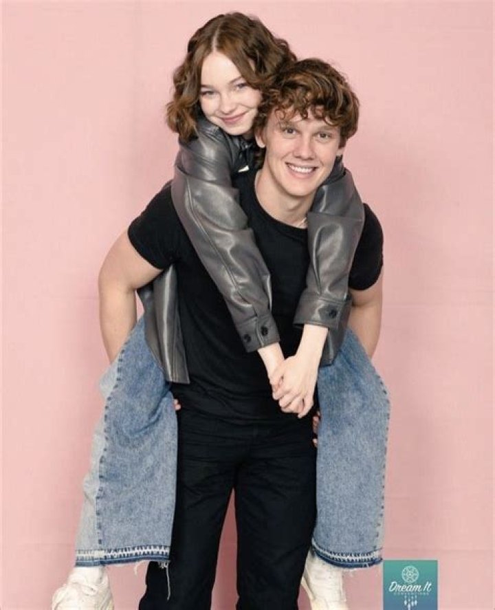 Emma Myers Husband: Unveiling the Personal Life of the Rising Star