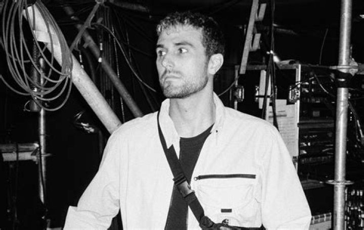 Fred Again's Electrifying Couple: A Unique Musical Duo