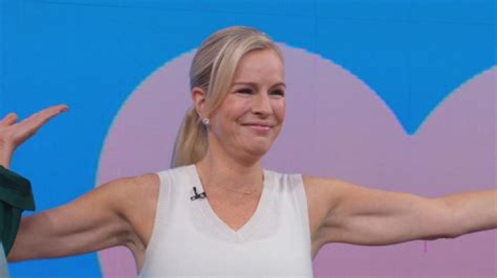 Meet Dr. Jen Ashton: GMA's Trusted Medical Expert