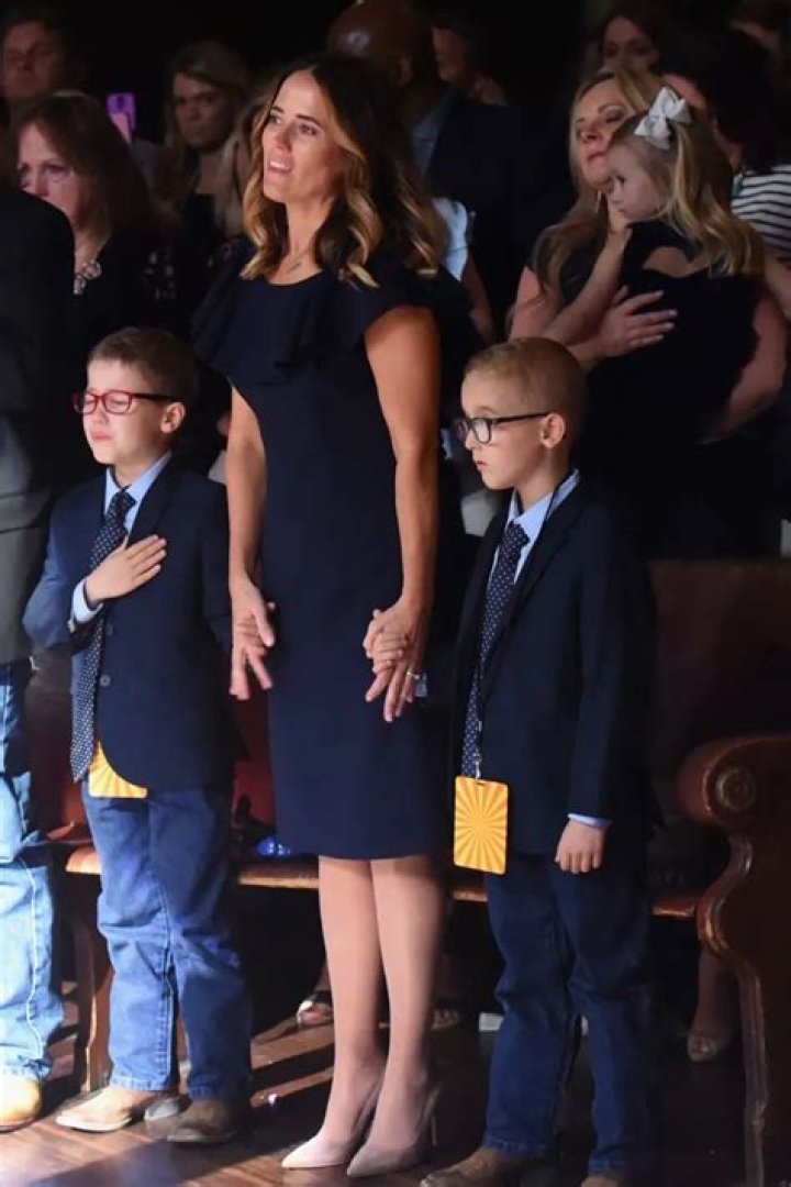 How Many Times Was Daryle Singletary Married? Exploring the Personal Life of the Country Music Legend