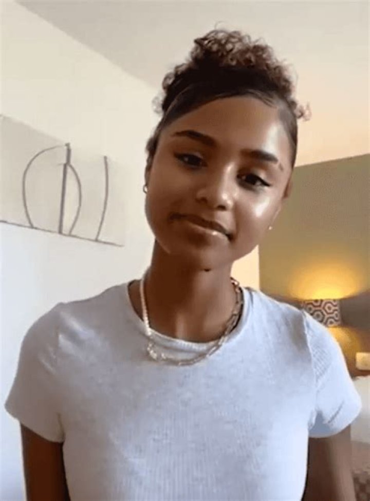 How Tall is Tyla? Discovering the Height of This Rising Star