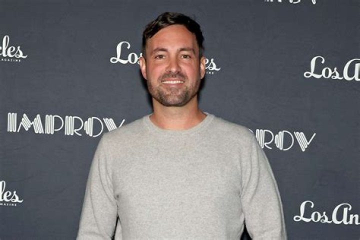 Unveiling the Life and Career of Jeff Dye: A Comedian's Journey to Stardom