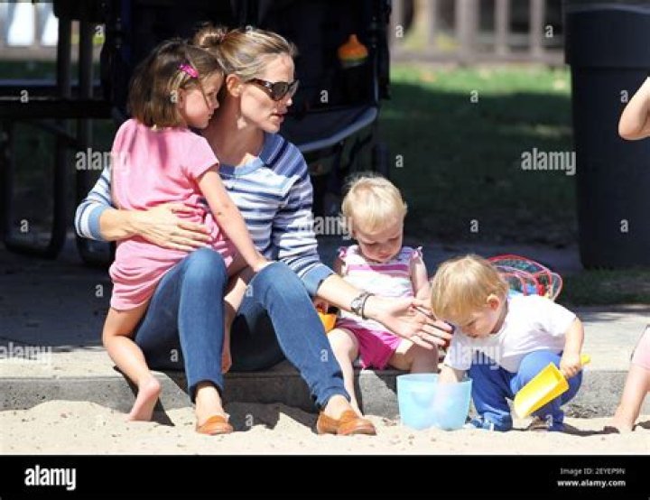 Jennifer Garner Kids: A Closer Look at Her Family Life