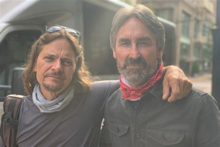 The Intriguing Story of Jersey Jon from American Pickers and His Leg