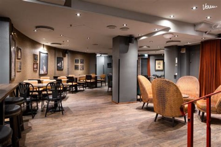 Discovering the Charm of Josie Kelly's Public House