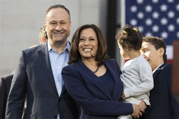 Kamala Harris Family Photos: A Glimpse into Her Personal Life