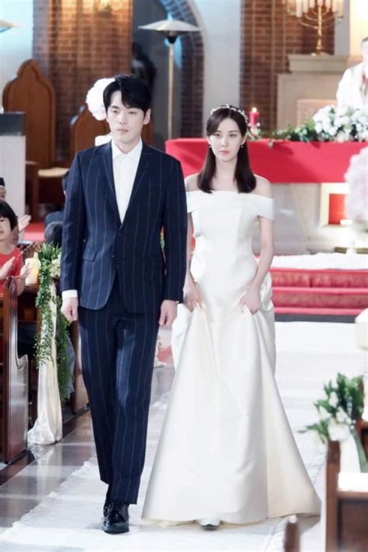 The Untold Truth About Kim Jung Hyun's Wife