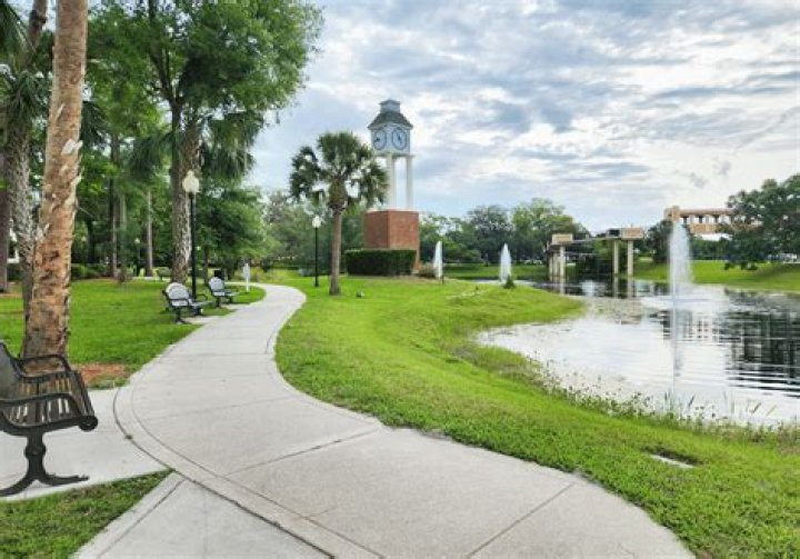 Discover the Charm of Lake Mary, Florida: A Comprehensive Guide