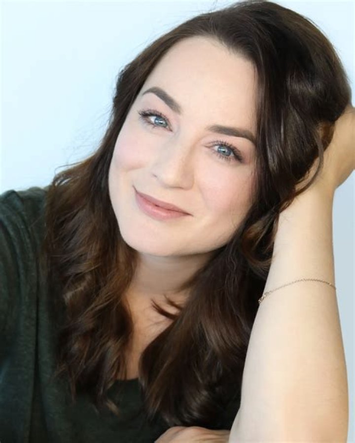 Lara Gilchrist: The Multifaceted Talent Shining Bright in the Entertainment Industry