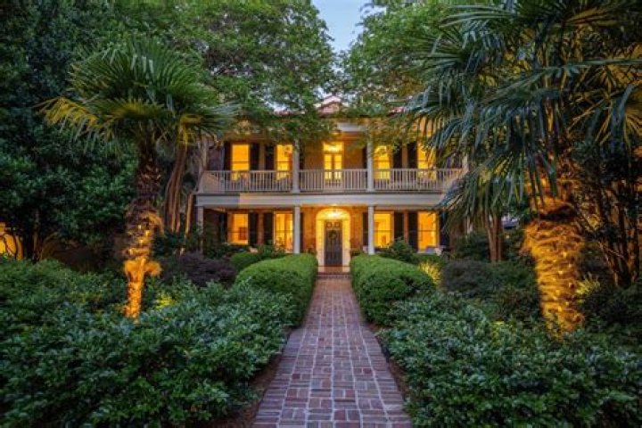 Top-Rated LimeHouse Charleston: Your Guide to an Unforgettable Experience