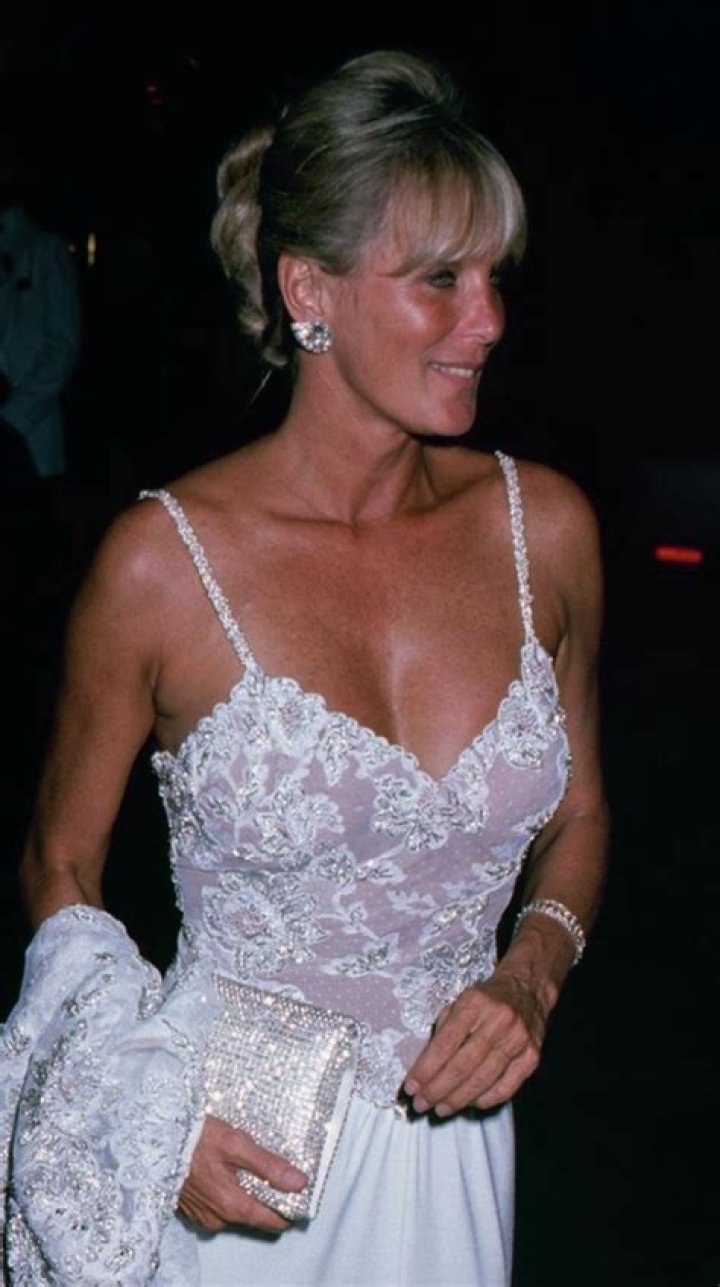 Unveiling the Timeless Beauty: Linda Evans Measurements and More