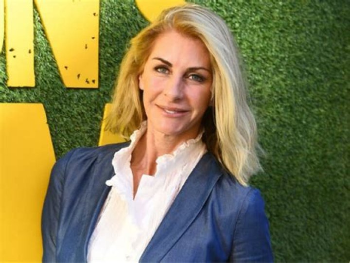 Lisa Hogan's Impressive Net Worth: How She Amassed Her Fortune