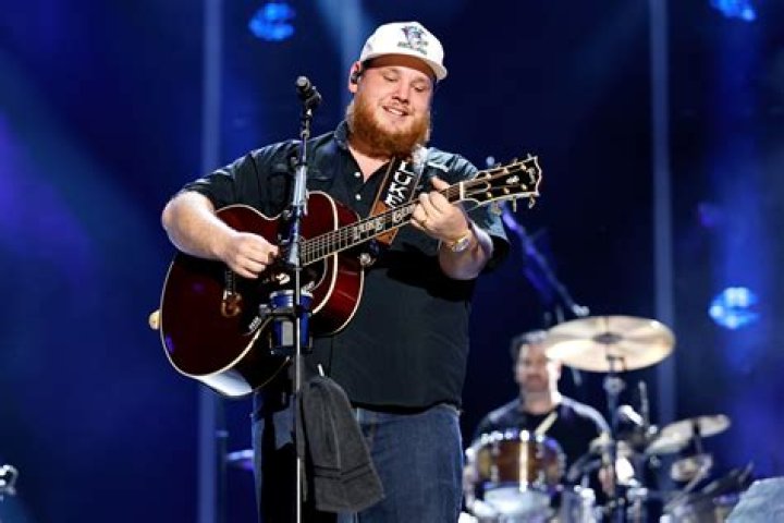 Luke Combs Net Worth 2022: A Comprehensive Insight into the Country Star&rsquo;s Wealth