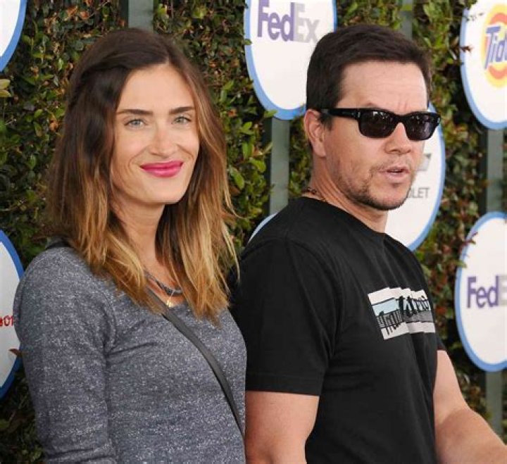 Unveiling the Life of Mark Wahlberg's Wife: Everything You Need to Know