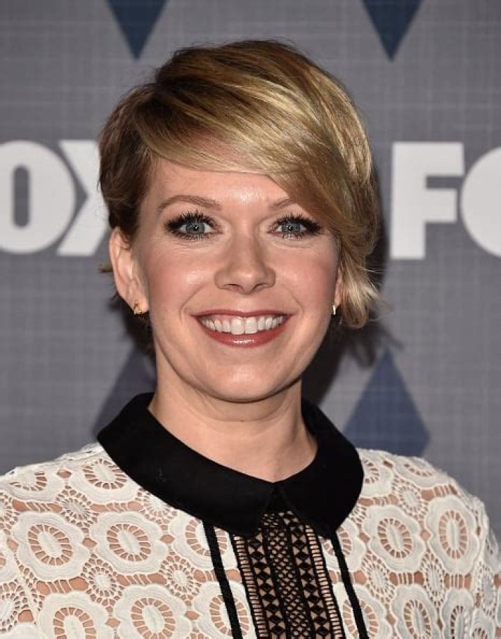 Mary Elizabeth Ellis Net Worth: Exploring the Wealth of a Talented Actress