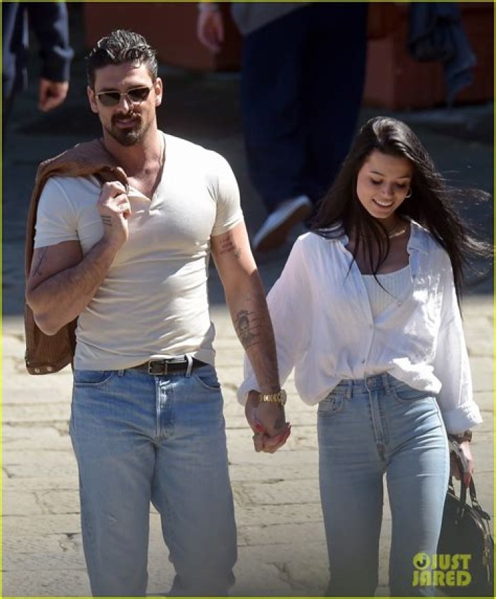 Michele Morrone Girlfriend: Exploring the Romantic Life of the Italian Heartthrob