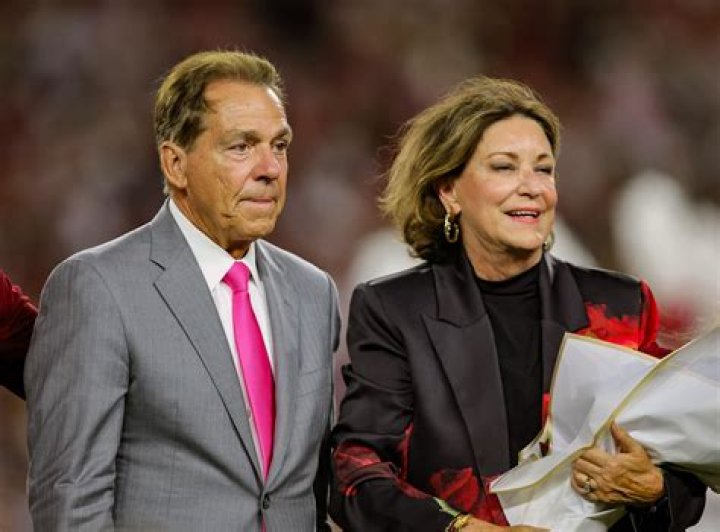 Nick Saban's Wife: A Behind-the-Scenes Look