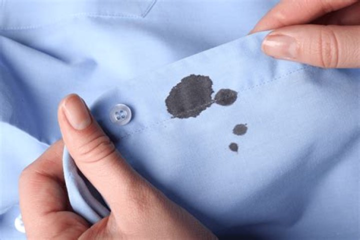 Conquering the Challenge of Oil Stains on Clothes