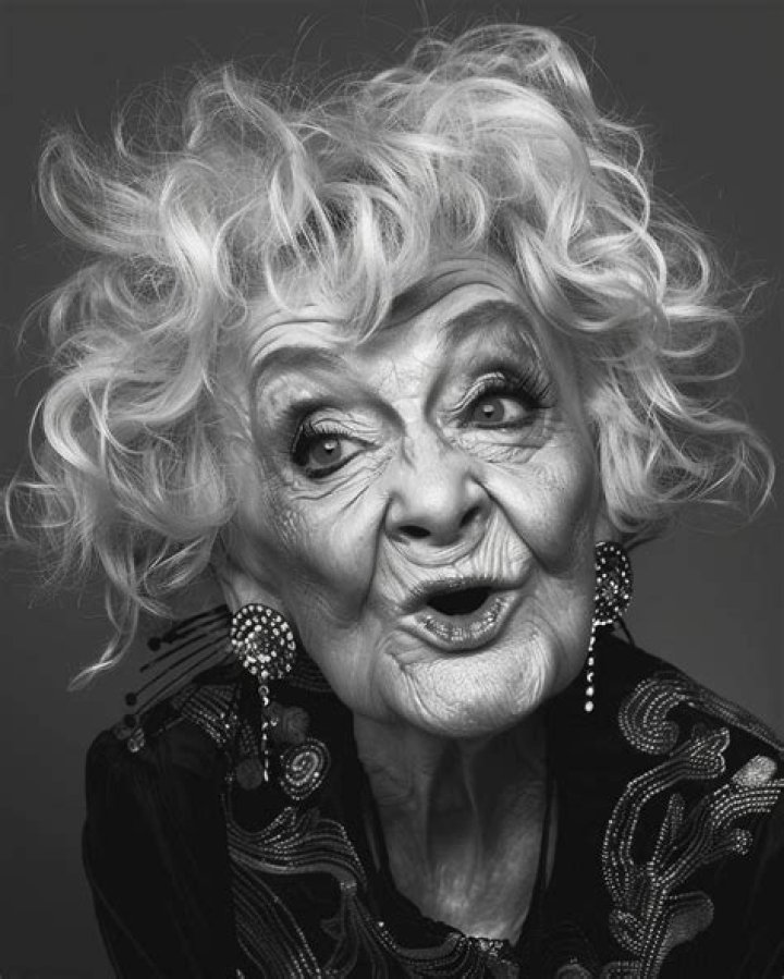 Exploring Phyllis Diller's Wealth at the End of her Life: A Look into her Net Worth
