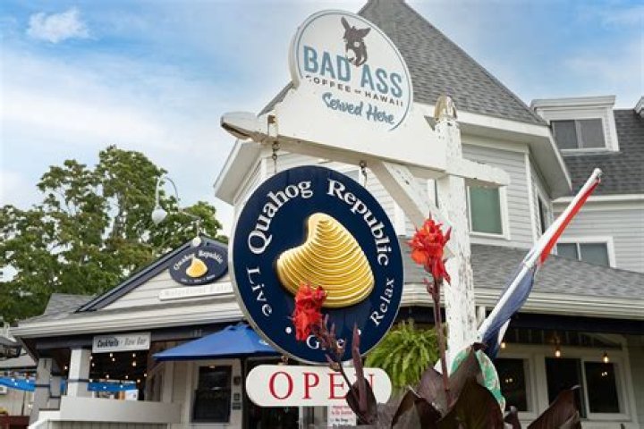 Discovering the Quahog Republic: A Unique Culinary Journey