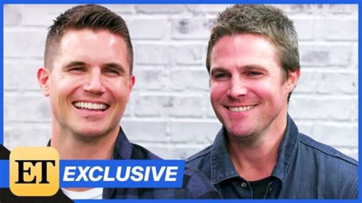 Robbie Amell Relationships: A Deep Dive into His Love Life