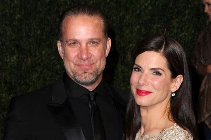 Sandra Bullock's Husband: Uncovering His Surprising Net Worth