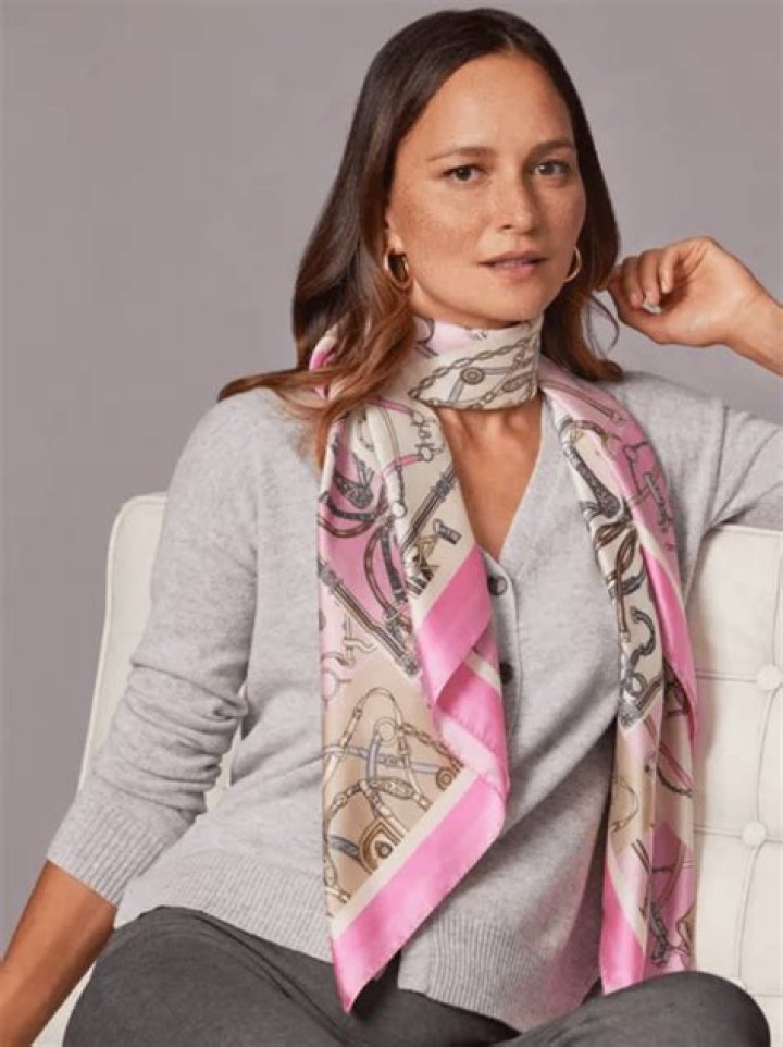 Exploring the World of Scarf Styles: A Comprehensive Guide