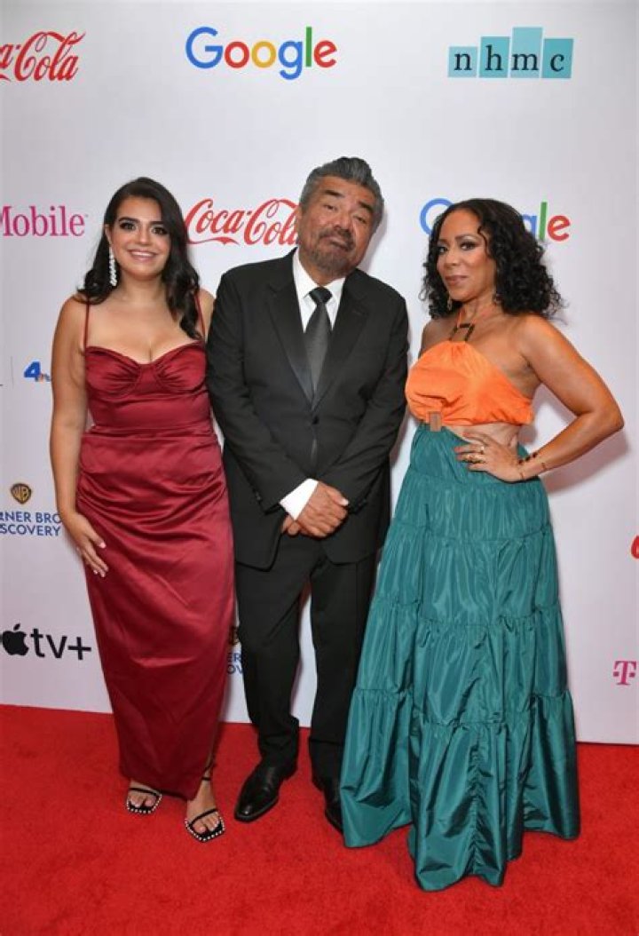 Selenis Leyva Net Worth: The Journey of a Remarkable Actress