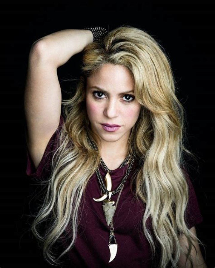 Shakira Photos: A Rich Visual Journey Through Her Life and Career