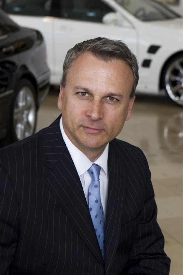 Exploring Simon Barney Net Worth: A Deep Dive into His Life and Finances