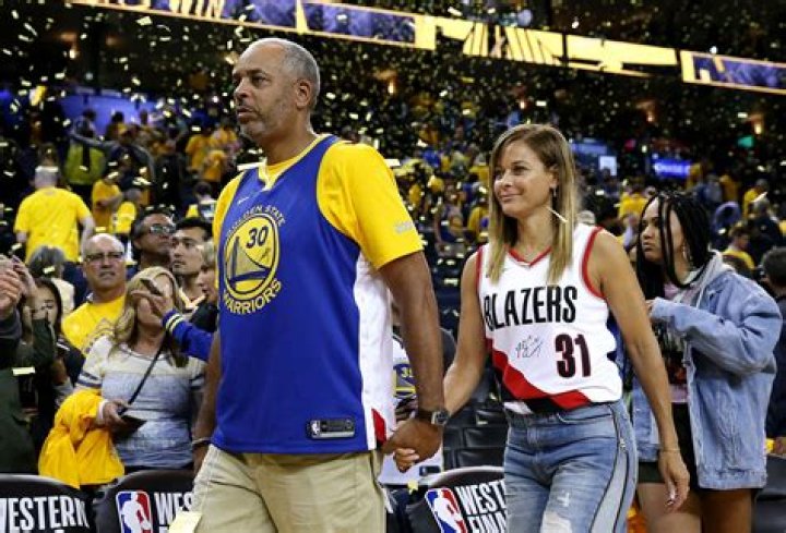 The Inspirational Story of Sonya Curry: Mother, Woman, and Mentor