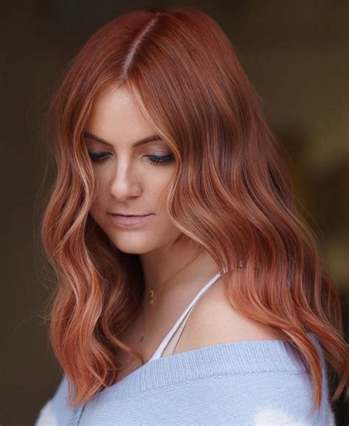 Embracing the Allure of Strawberry Hair: A Color Trend That’s Here to Stay