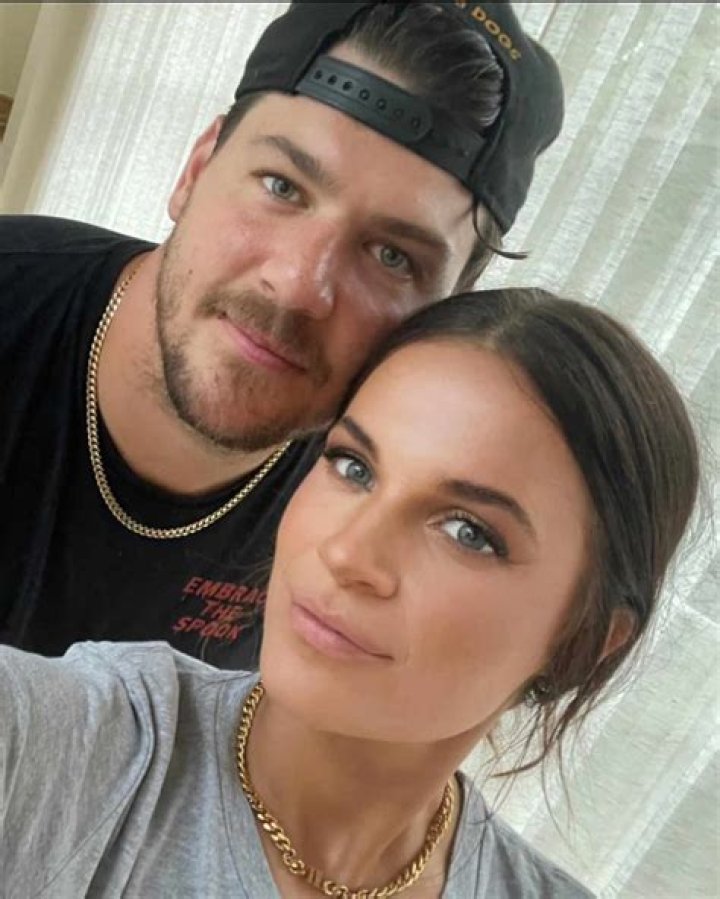 Taylor Lewan Wife: A Deep Dive into the Life of Taylor Lewan and His Partner