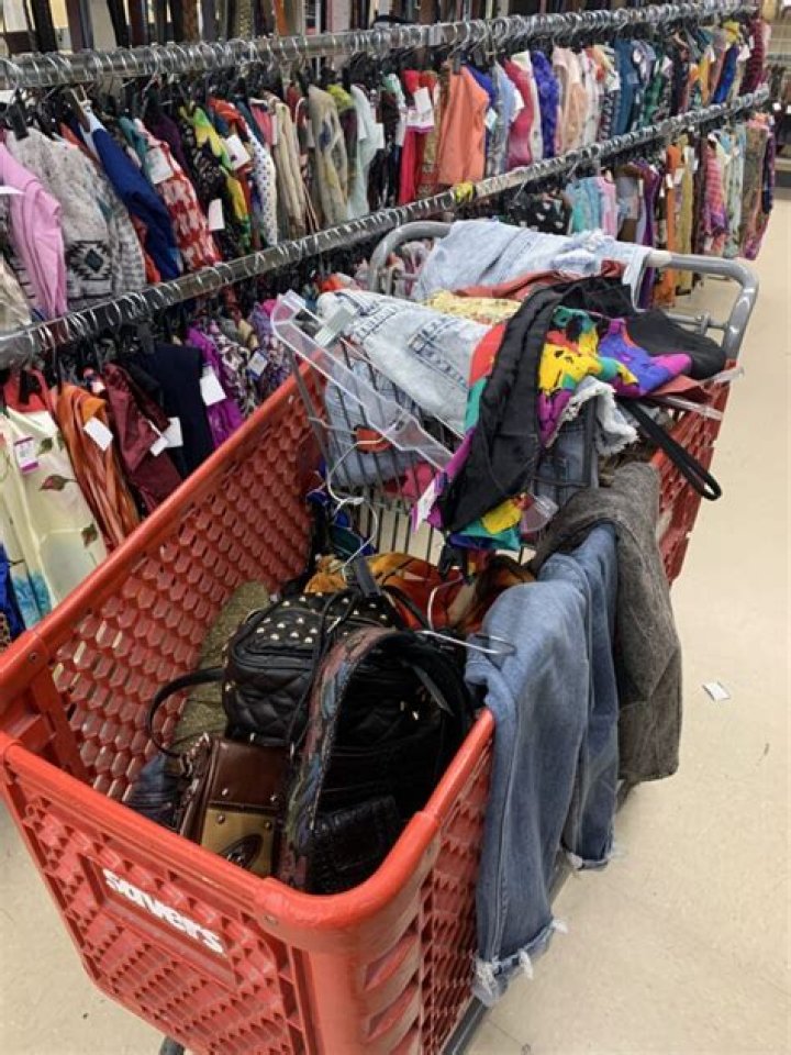 Thrift Stores in Chicagoland: Discover Bargains and Unique Finds