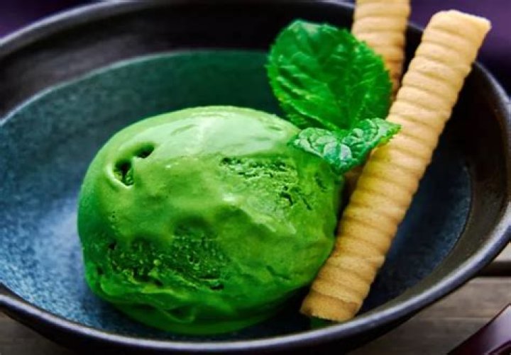 What Age Does Baskin Robbins Hire? A Complete Guide