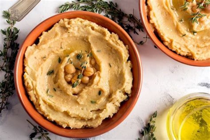 Discovering the Flavor Profile: What Does Hummus Taste Like?