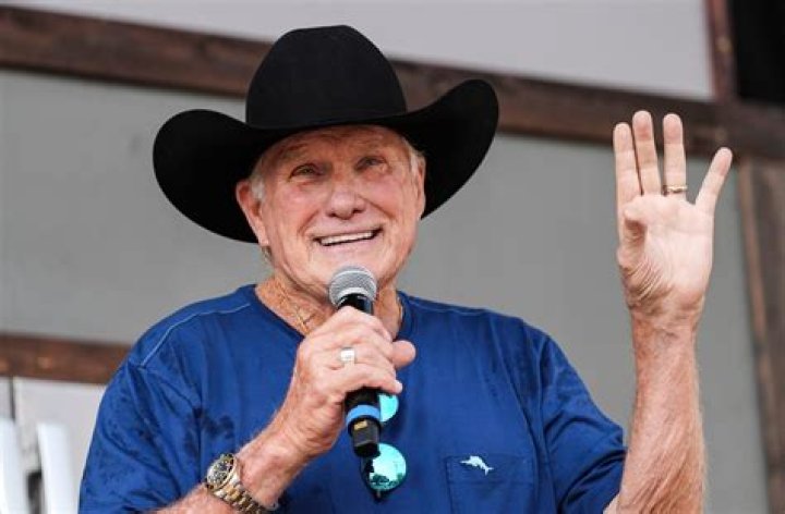 When Did Terry Bradshaw Retire from Football? A Look Back at His Career