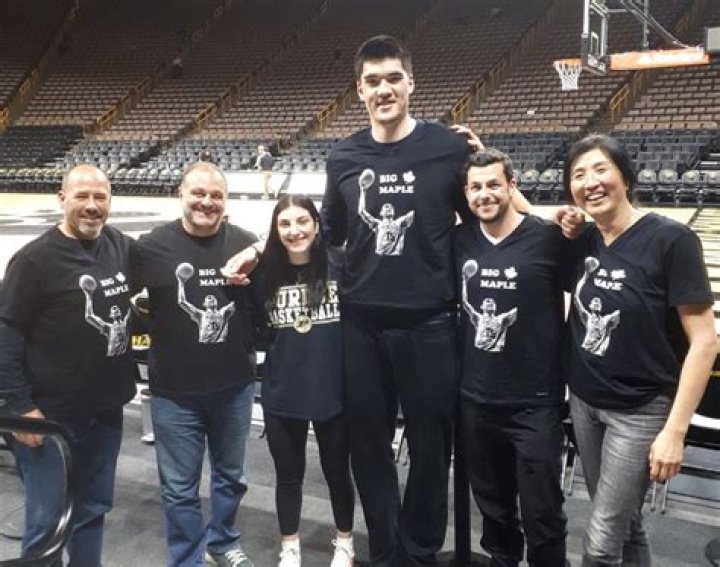 Exploring the Life and Family of Zach Edey: A Focus on Siblings